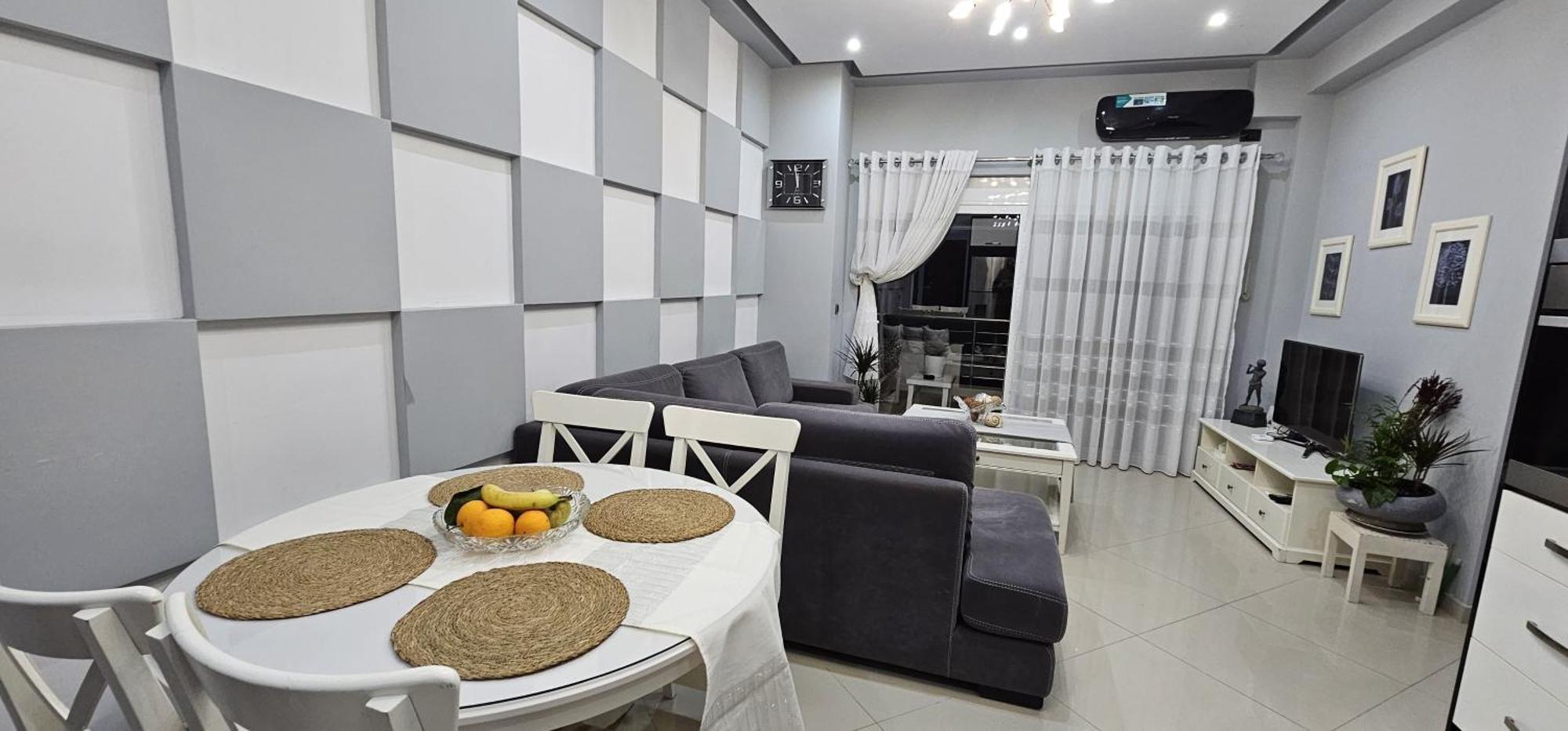 Alpha Seaside Apartment Sarandë エクステリア 写真