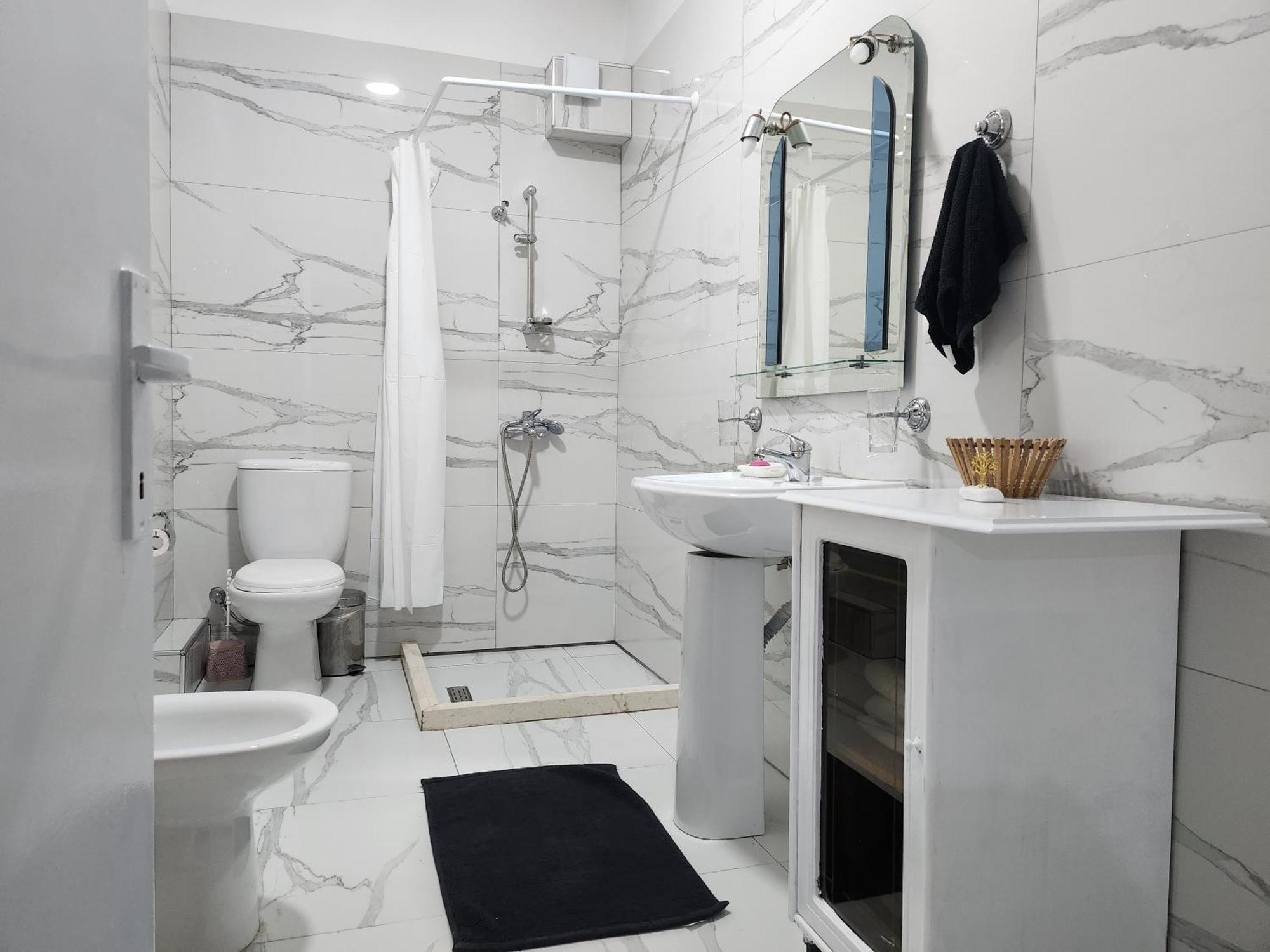 Alpha Seaside Apartment Sarandë エクステリア 写真