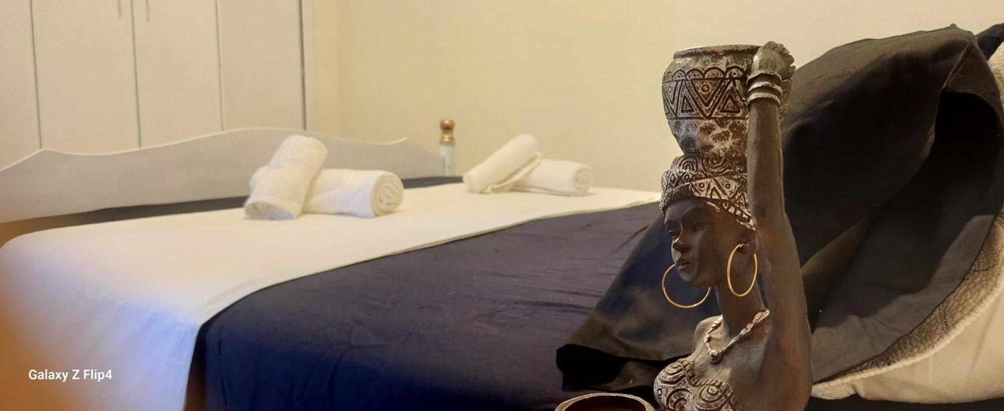 Alpha Seaside Apartment Sarandë エクステリア 写真