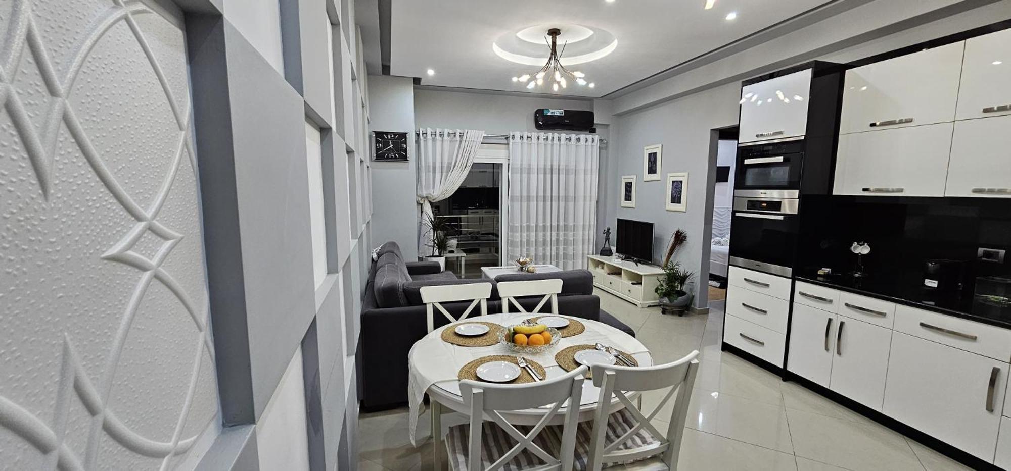 Alpha Seaside Apartment Sarandë エクステリア 写真